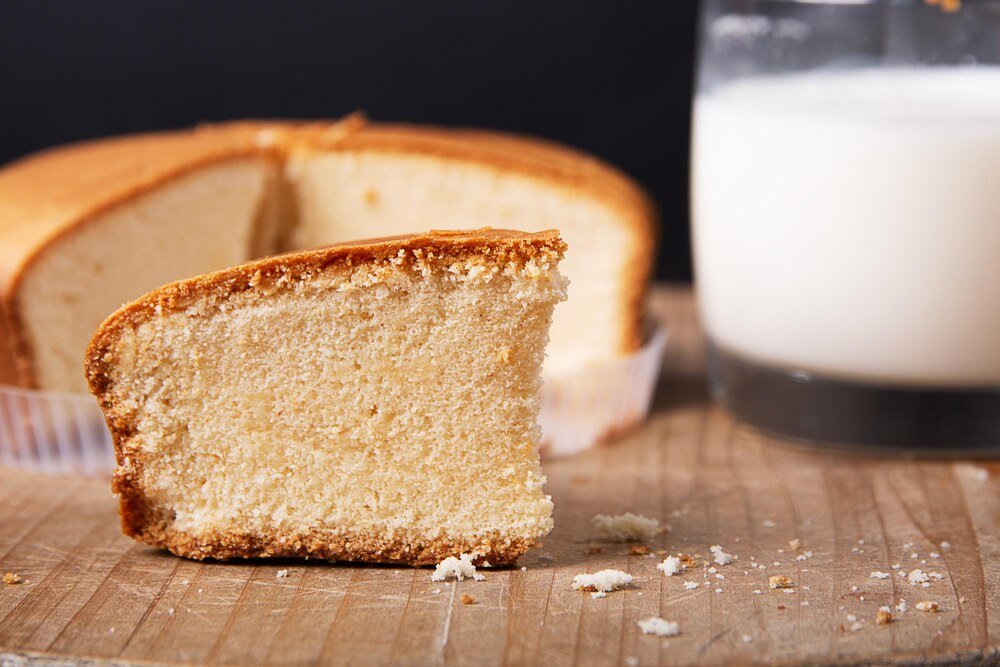 szybkie-ciasto-na-maslance-z-owocami-przepis-idealny-na-lato-1